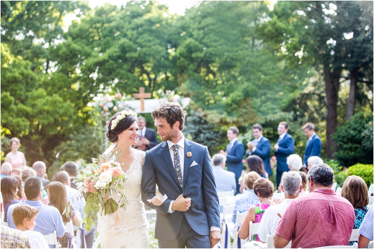 Yew-Dell-Botanical-Summer-Garden-Wedding-Louisville-KY