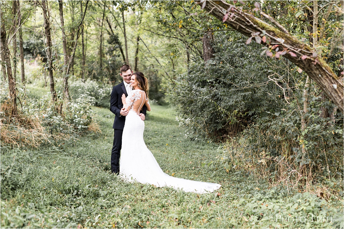Fisherville, Kentucky | Hazelnut Farm Fall Wedding